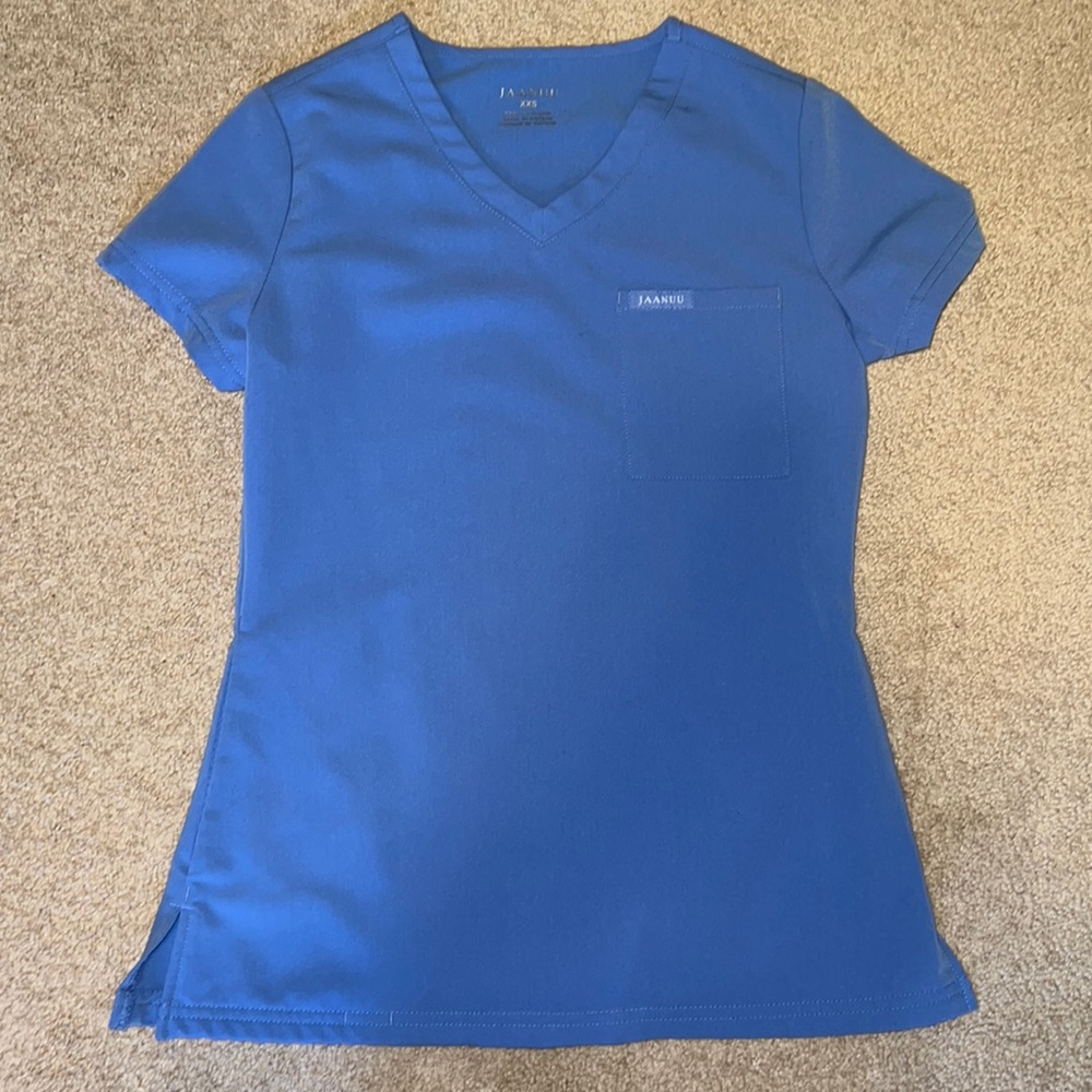 JAANUU 3 pocket V-neck scrub top